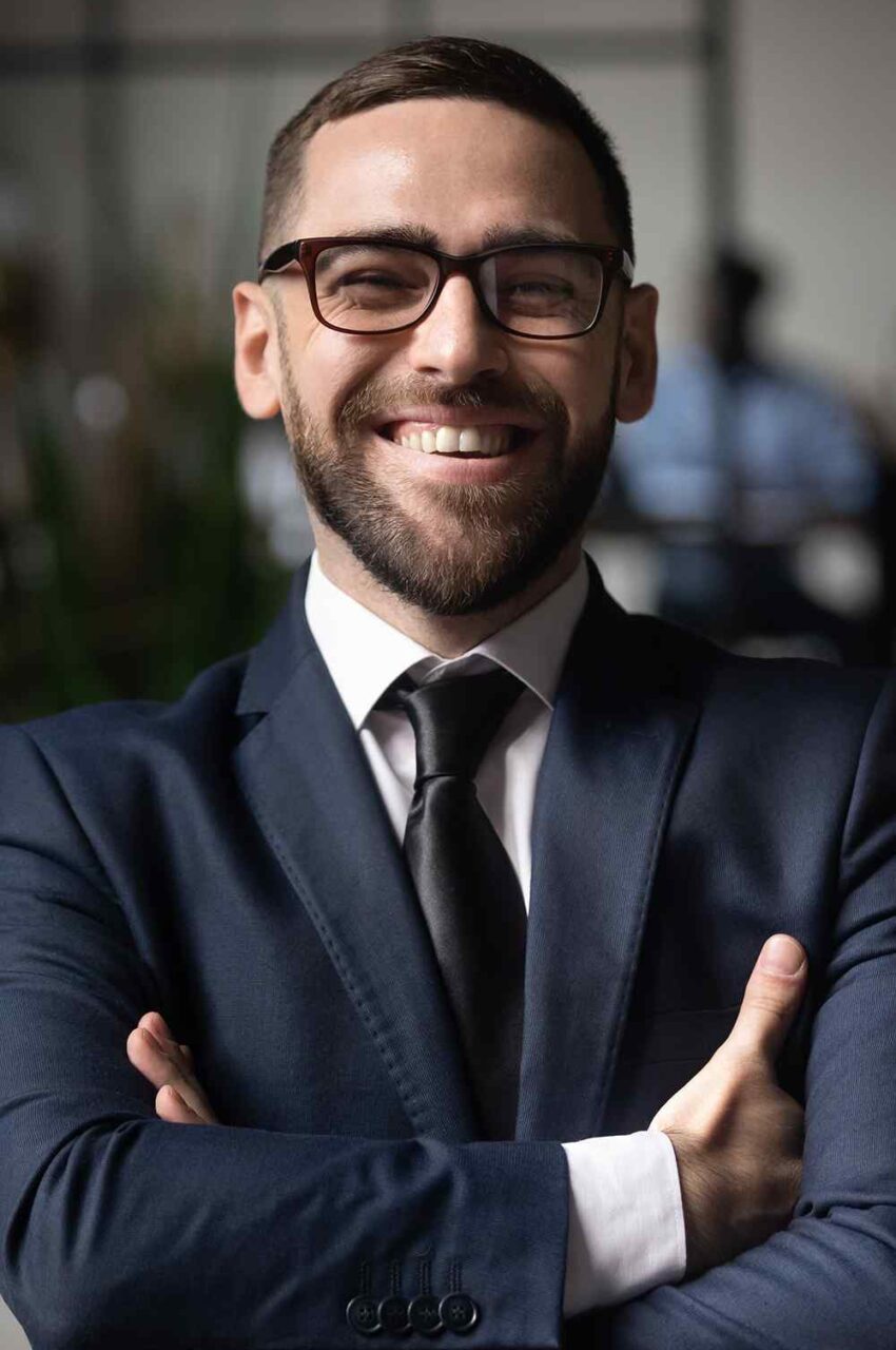 https://www.kvastechnologies.com/wp-content/uploads/2020/08/team_05-850x1280.jpg